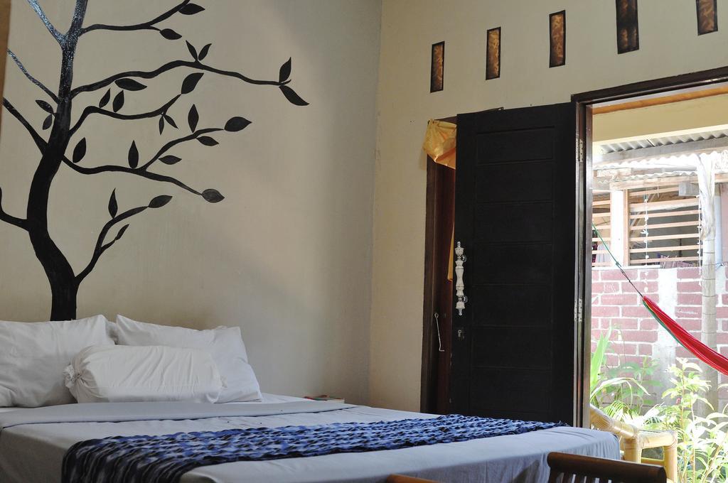Three Little Birds Homestay Gili Trawangan Buitenkant foto
