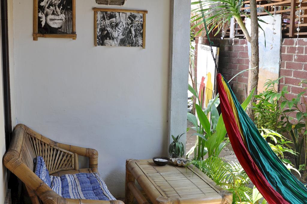 Three Little Birds Homestay Gili Trawangan Buitenkant foto