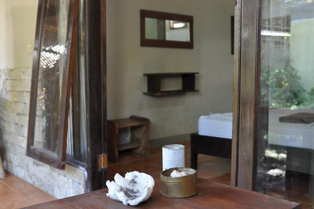 Three Little Birds Homestay Gili Trawangan Buitenkant foto