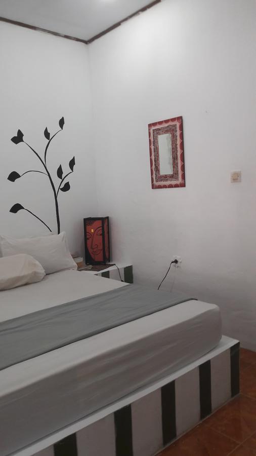 Three Little Birds Homestay Gili Trawangan Buitenkant foto